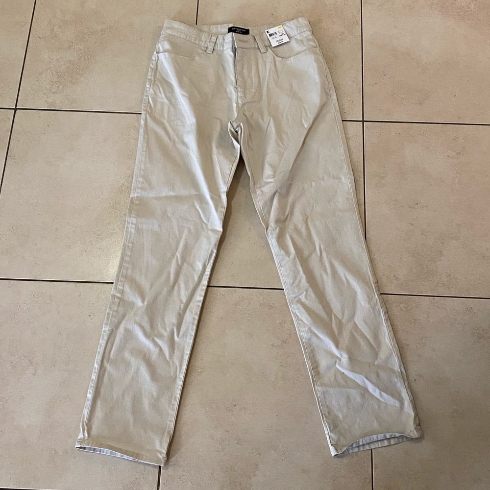Attention Men’s Stretch Khakis